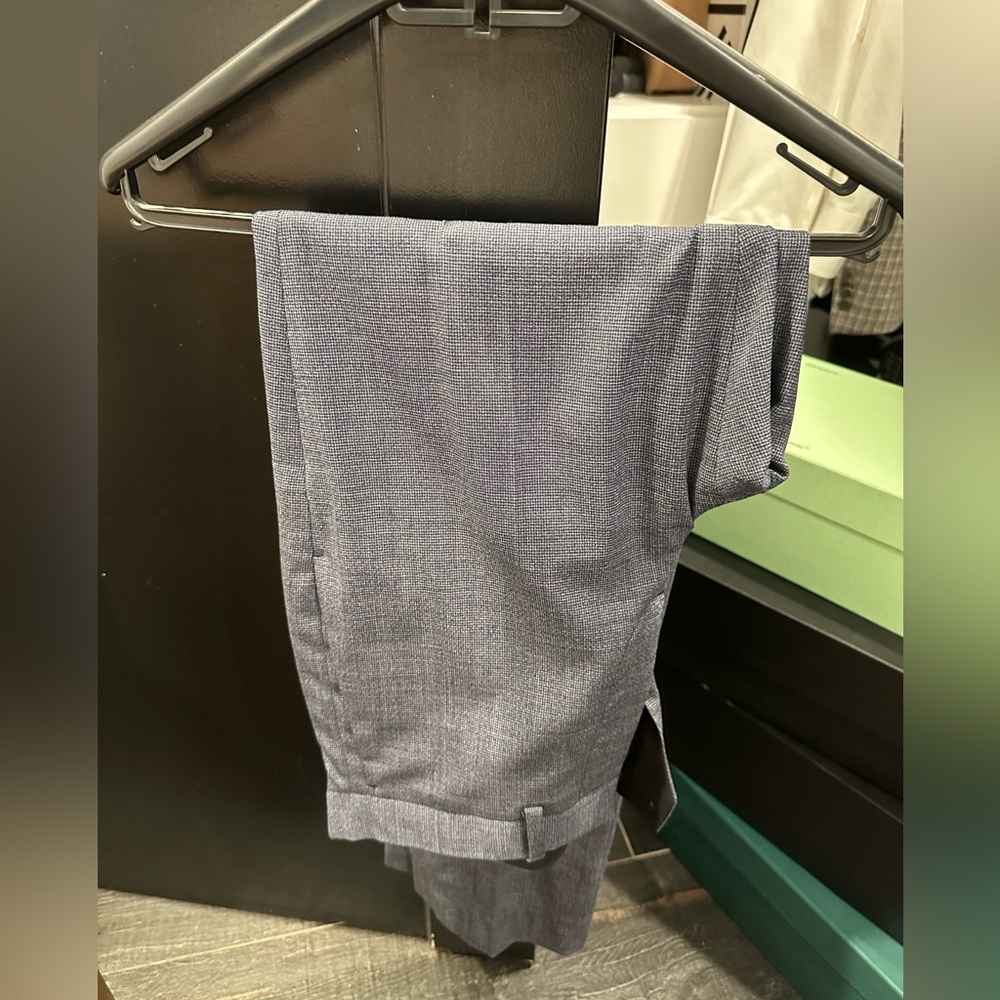 Theory blue dress pants in size 29